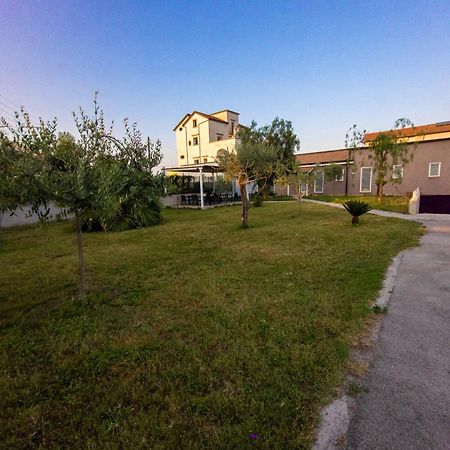 B&B Roseal Brusciano Esterno foto